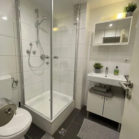 Apartment Panoramablick Ueber Daecher Der Stadt